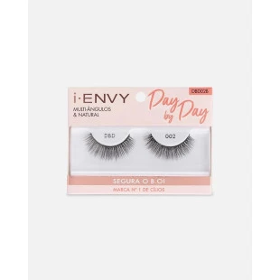 CÍLIOS POSTIÇOS KISS I-ENVY DAYBYDAY - SEGURA O B.O - 1 PAR