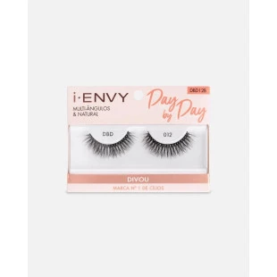 CÍLIOS POSTIÇOS KISS I-ENVY DAYBYDAY - DIVOU - 1 PAR